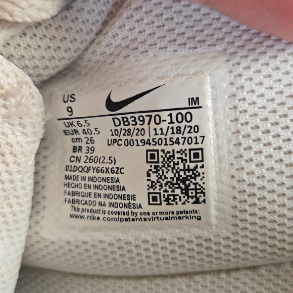 Nike Sport White Mesh Sneakers - Picture 4 of 5